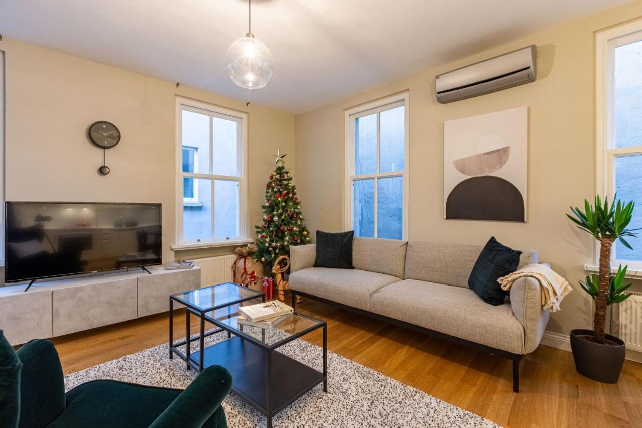 Апартаменты Mesmerizing Flat With Bosphorus View In Beyoglu Стамбул Экстерьер фото