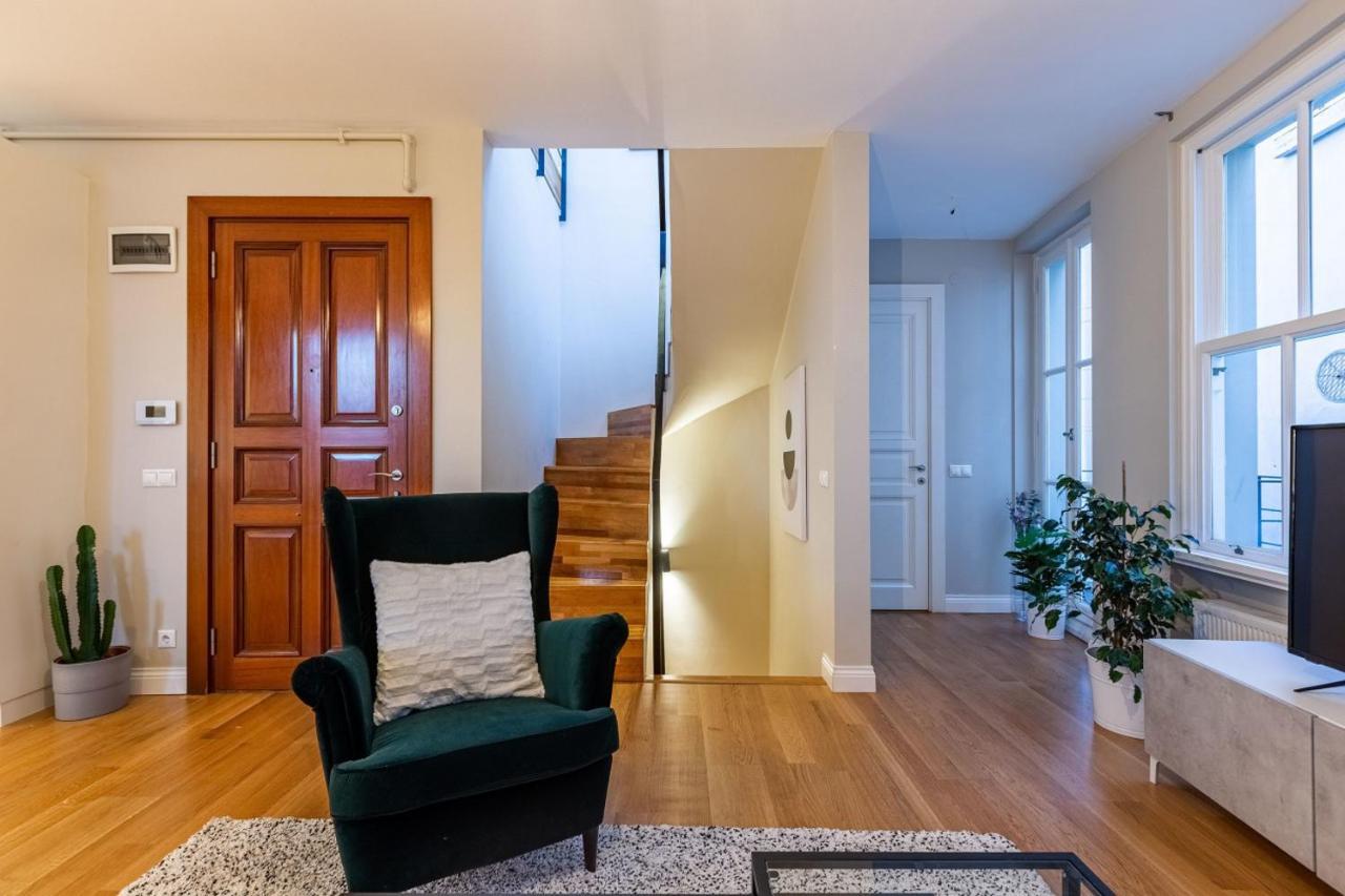 Апартаменты Mesmerizing Flat With Bosphorus View In Beyoglu Стамбул Экстерьер фото